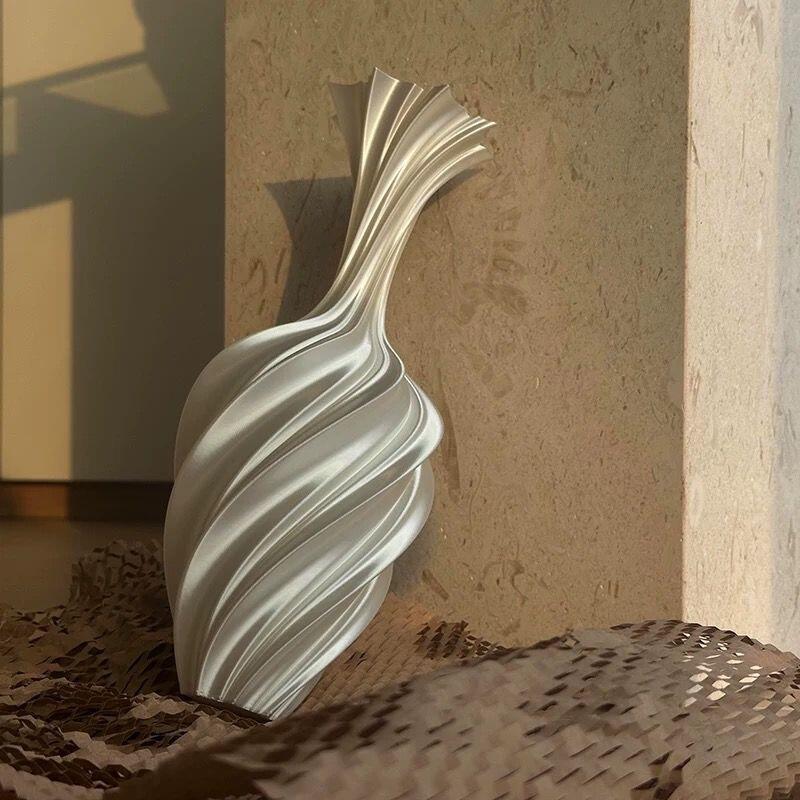 White Elegant 3D-Printed Swirl Flower Vase