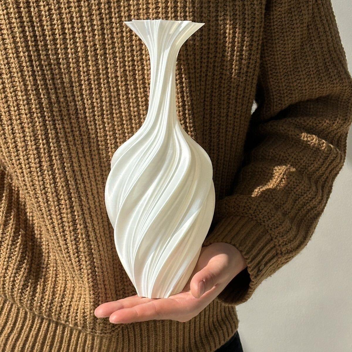 White Elegant 3D-Printed Swirl Flower Vase